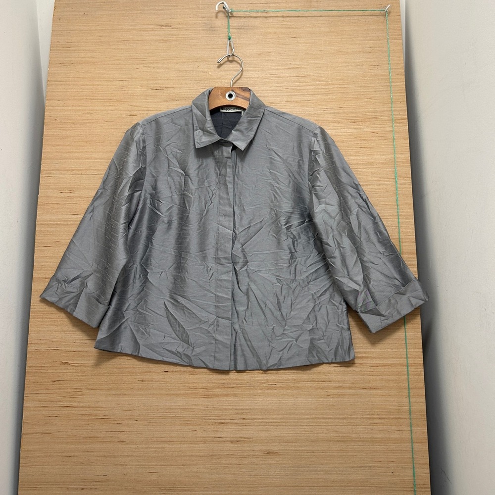 Appleseed's Silver Grey Slub Texture Hidden Button Blouse Size 8 3/4 Sleeve